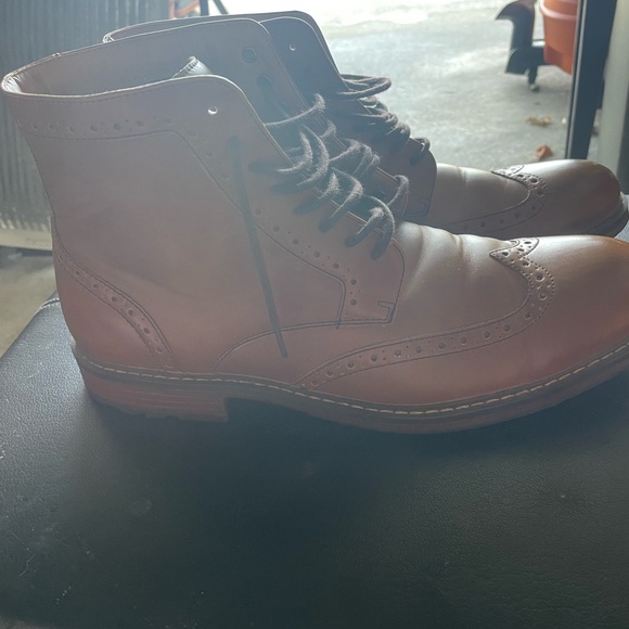 Wingtip boots - Picture 3 of 9